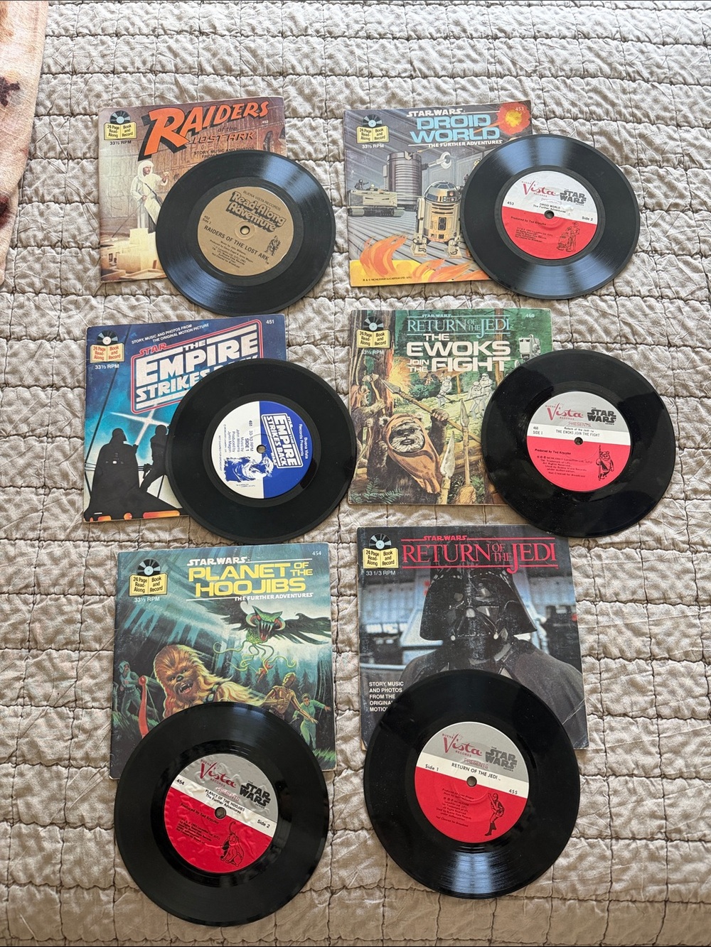 Vintage Star Wars 45 RPM Record Singles Collection - Black